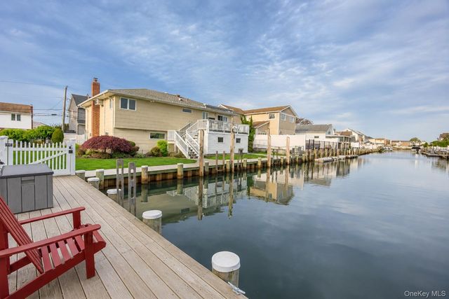 2756 Barbara Road, Bellmore, NY 11710