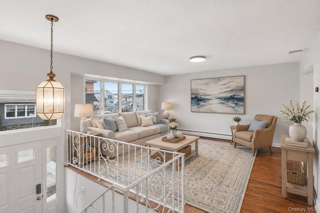 2756 Barbara Road, Bellmore, NY 11710