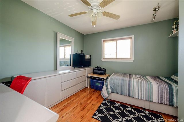 3897 Darby Lane, Seaford, NY 11783