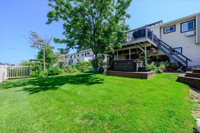 3897 Darby Lane, Seaford, NY 11783