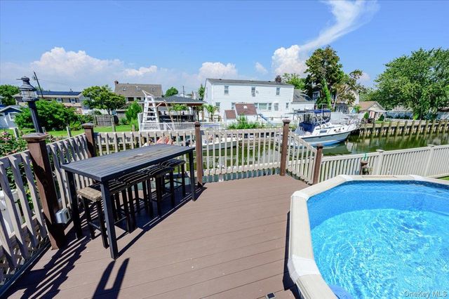 3897 Darby Lane, Seaford, NY 11783