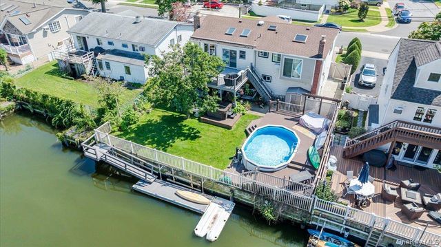 3897 Darby Lane, Seaford, NY 11783