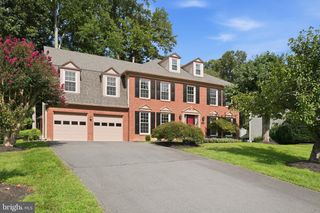 5381 ASHLEIGH RD, Fairfax, VA 22030