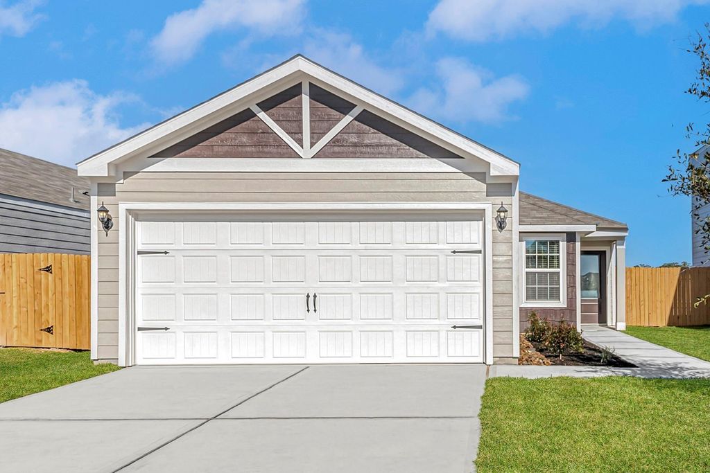 8206 Burnt Orchid Drive, Houston, TX 77016