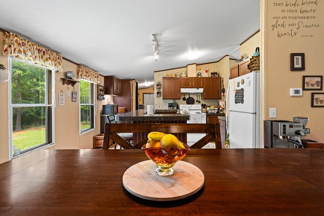 195 Silver Fox Rd., Marshall, TX 75670