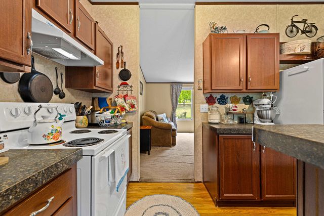195 Silver Fox Rd., Marshall, TX 75670