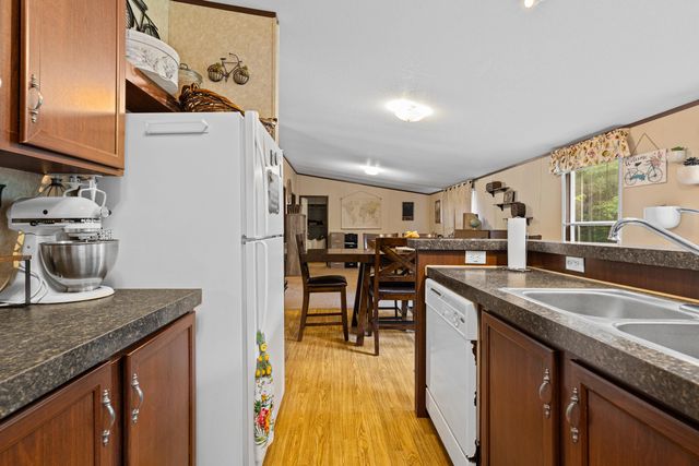 195 Silver Fox Rd., Marshall, TX 75670