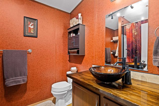 195 Silver Fox Rd., Marshall, TX 75670