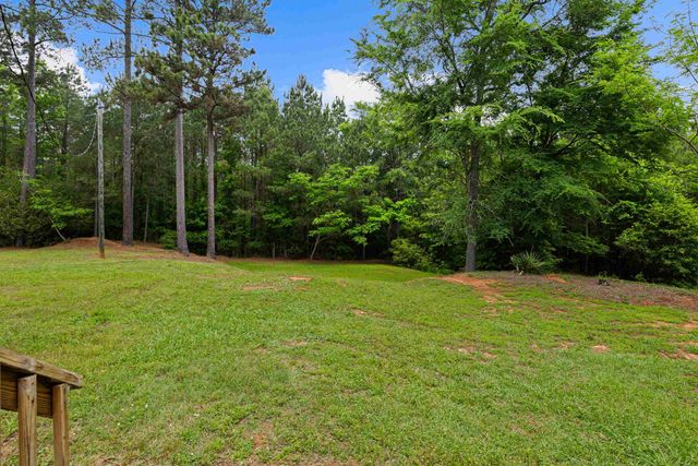 195 Silver Fox Rd., Marshall, TX 75670