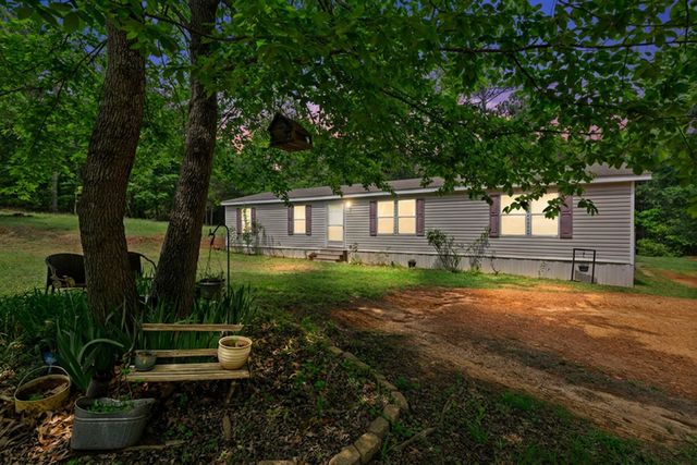 195 Silver Fox Rd., Marshall, TX 75670