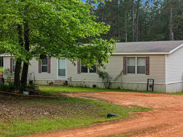 195 Silver Fox Rd., Marshall, TX 75670