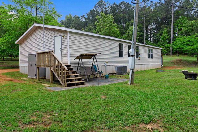 195 Silver Fox Rd., Marshall, TX 75670