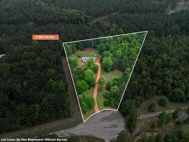 195 Silver Fox Rd., Marshall, TX 75670