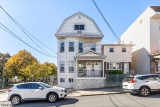 10 Devon Ter, Kearny Town, NJ 07032