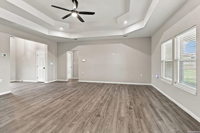 39 Eaglerock, Poteet, TX 78065