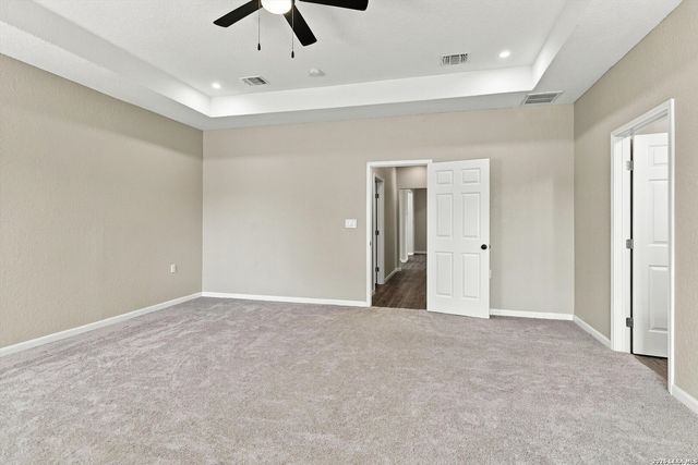 39 Eaglerock, Poteet, TX 78065