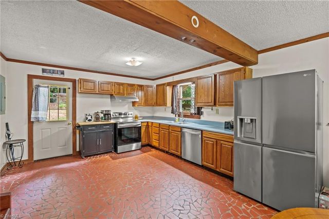 505 Tipperary Lane, Denton, NC 27239