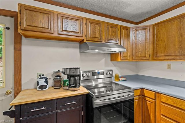 505 Tipperary Lane, Denton, NC 27239