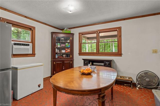 505 Tipperary Lane, Denton, NC 27239