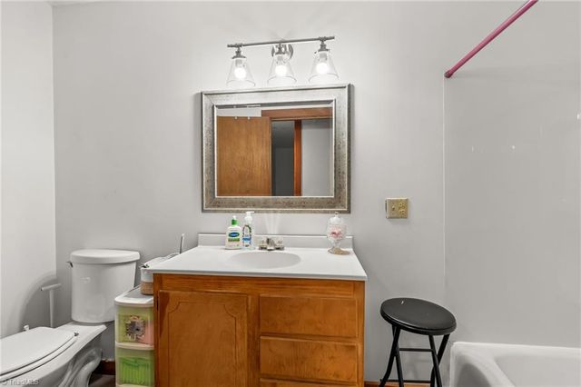 505 Tipperary Lane, Denton, NC 27239