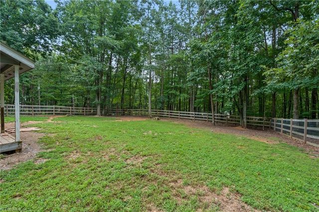 505 Tipperary Lane, Denton, NC 27239
