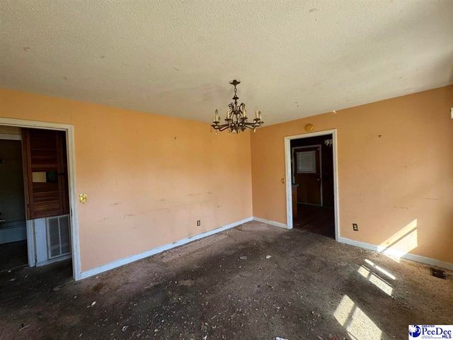 515 W Pennsylvania St, Florence, SC 29501