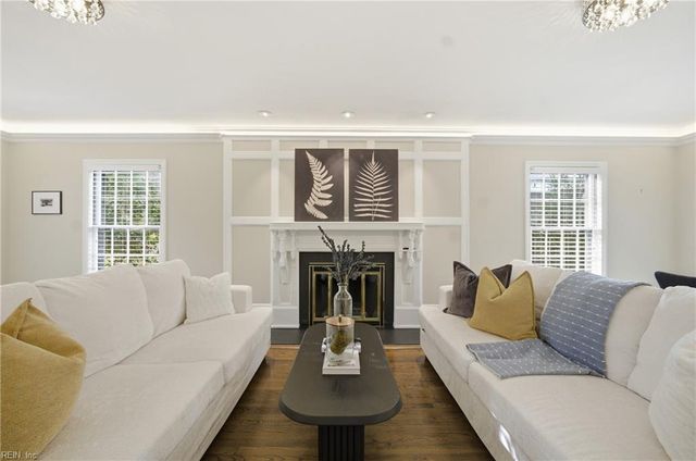 1312 Pamela PL, Norfolk, VA 23509