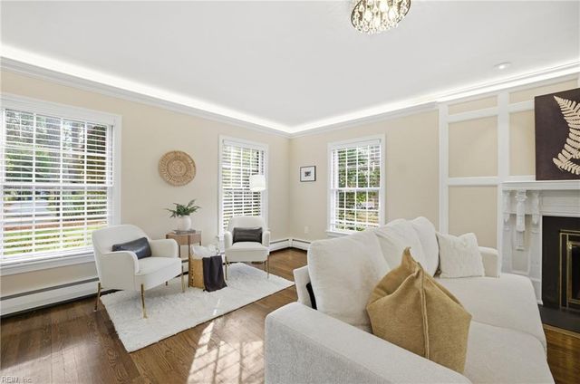 1312 Pamela PL, Norfolk, VA 23509