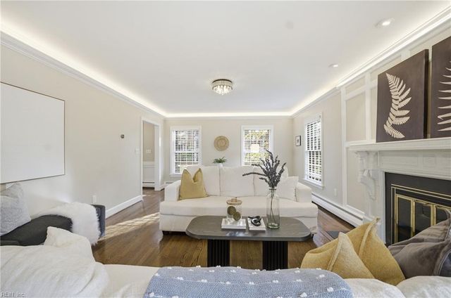 1312 Pamela PL, Norfolk, VA 23509