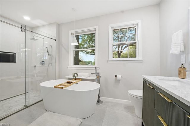 1312 Pamela PL, Norfolk, VA 23509