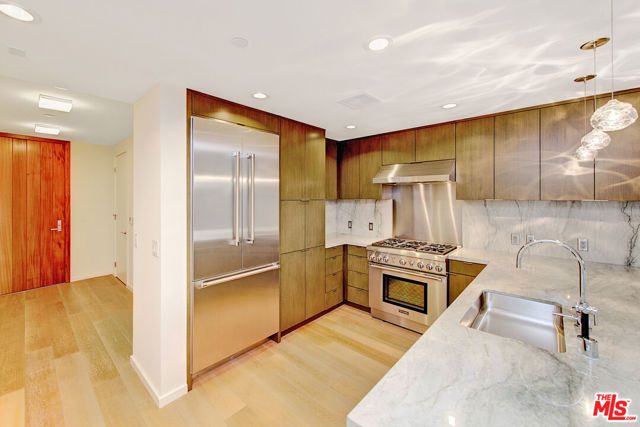 1705 Ocean Avenue 405, Santa Monica, CA 90401