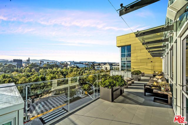 1705 Ocean Avenue 405, Santa Monica, CA 90401