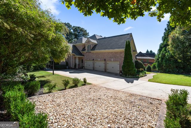 2155 Wood Falls Drive, Cumming, GA 30041