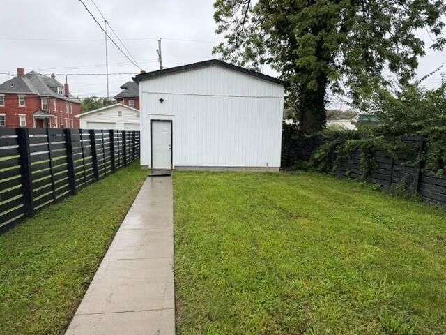 489 Saint Clair Avenue, Columbus, OH 43203