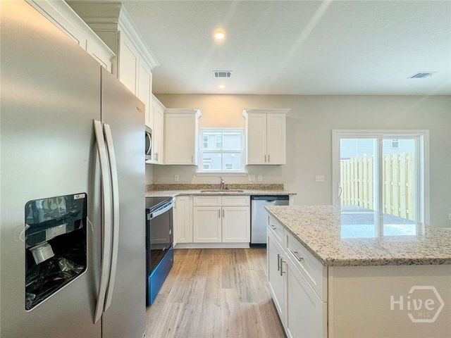 122 Heirloom Road, Hinesville, GA 31313