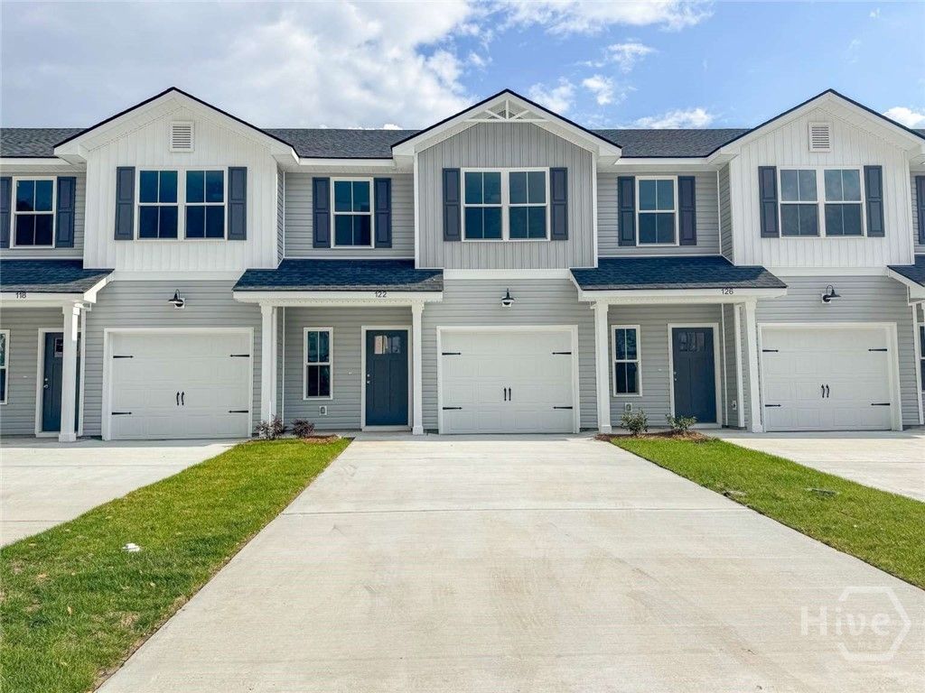 122 Heirloom Road, Hinesville, GA 31313