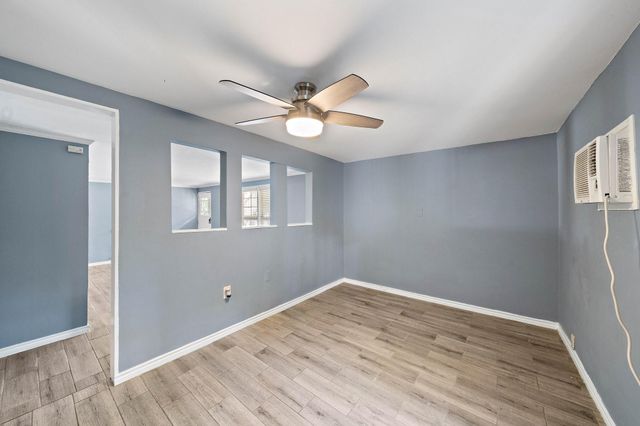 2404 Yoakum Blvd Boulevard 1, Houston, TX 77006