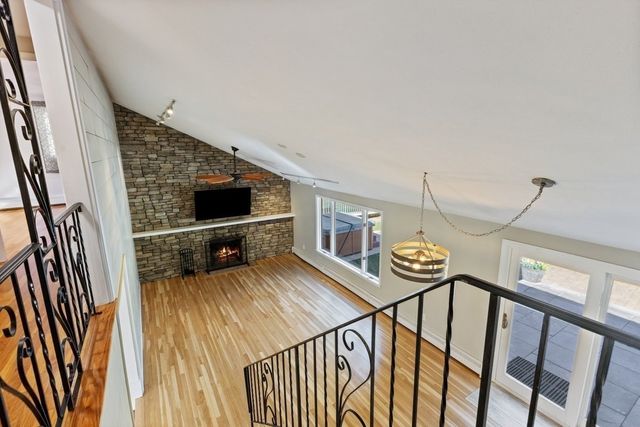 24 Silvermine Road, Boxford, MA 01921