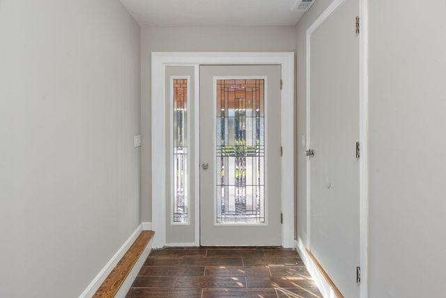 24 Silvermine Road, Boxford, MA 01921