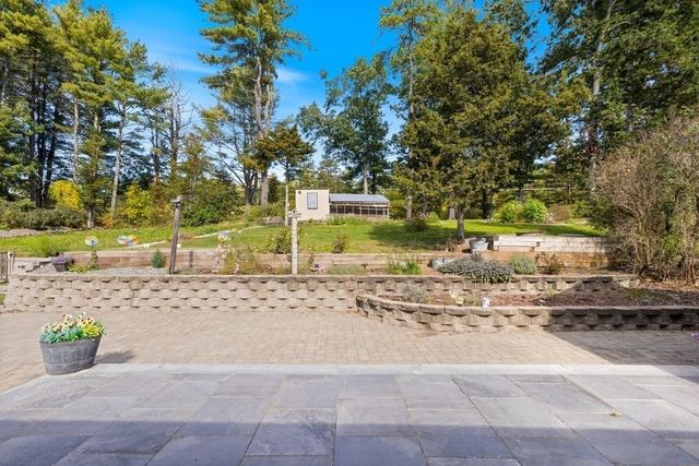 24 Silvermine Road, Boxford, MA 01921