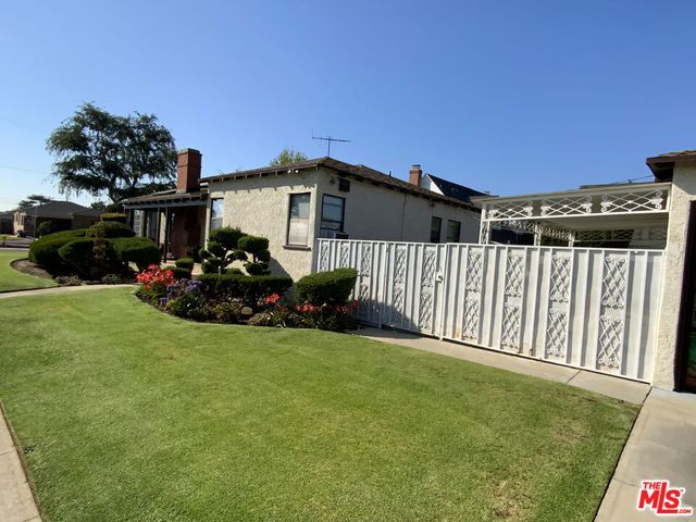 9232 S 2nd Avenue, Inglewood, CA 90305