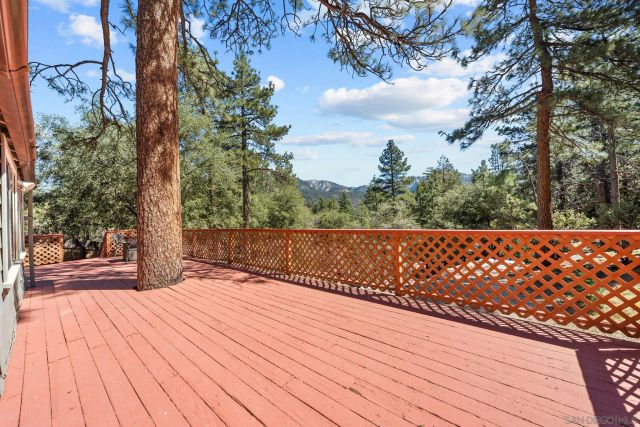 52910 Cedar Dr, Idyllwild, CA 92549
