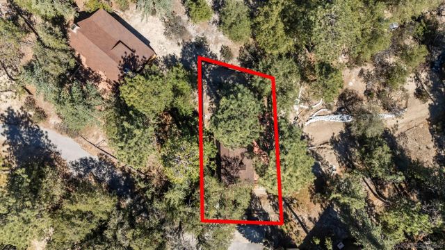 52910 Cedar Dr, Idyllwild, CA 92549