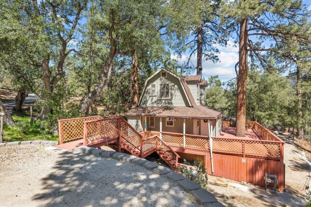 52910 Cedar Dr, Idyllwild, CA 92549