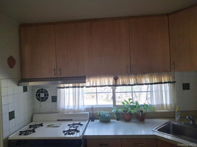 64 Alpine Road, Yonkers, NY 10710