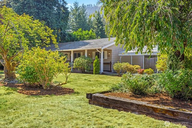 1245 6th Avenue SE, Issaquah, WA 98027