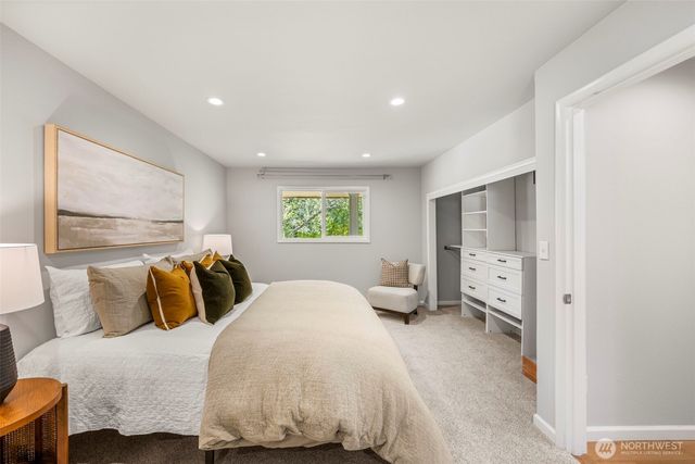 1245 6th Avenue SE, Issaquah, WA 98027