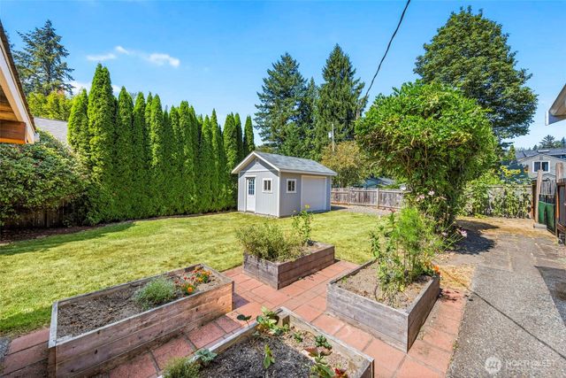 1245 6th Avenue SE, Issaquah, WA 98027