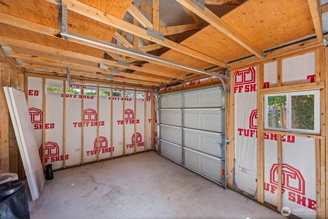 1245 6th Avenue SE, Issaquah, WA 98027