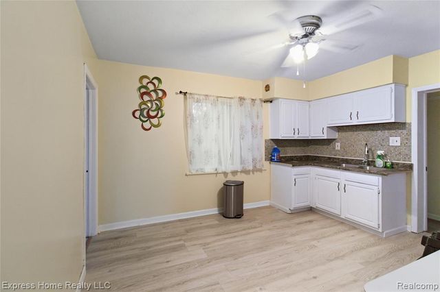 24932 Marigold Avenue, Warren, MI 48089